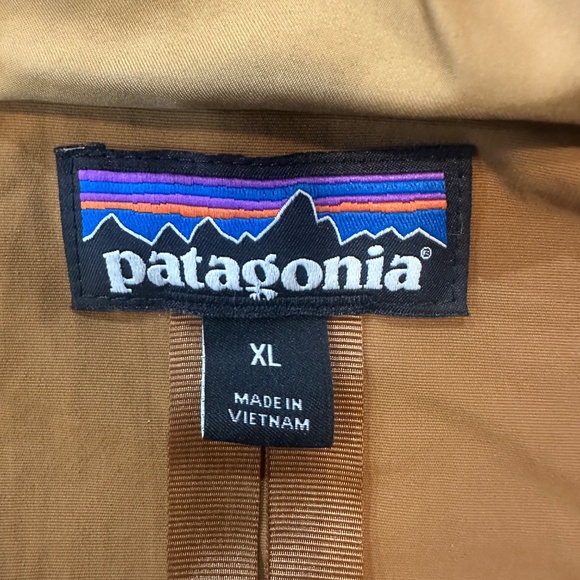 Patagonia Dusty Mesa Parka - Picture 2 of 4